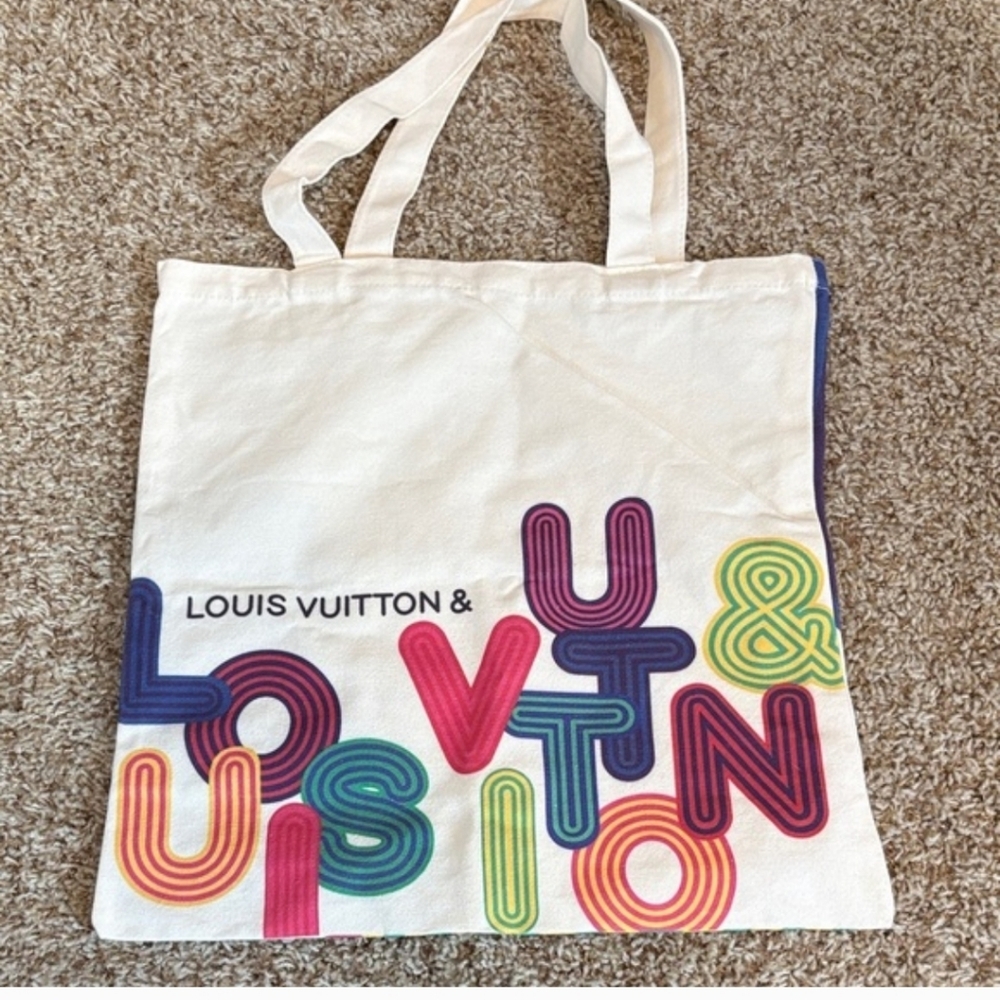 SOLD Louis Vuitton White Artistic Tote Bag - Picture 5 of 5